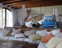 Une maison, un artiste : Gilbert Bécaud à La Bussière, le paradis de Monsieur 100 000 volts
