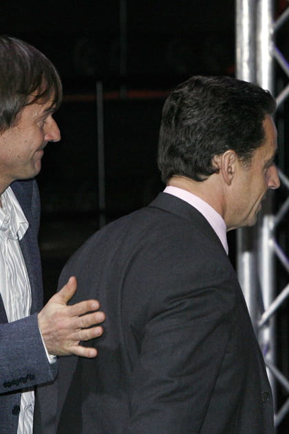 Il a murmur&eacute; &agrave; l'oreille de trois pr&eacute;sidents