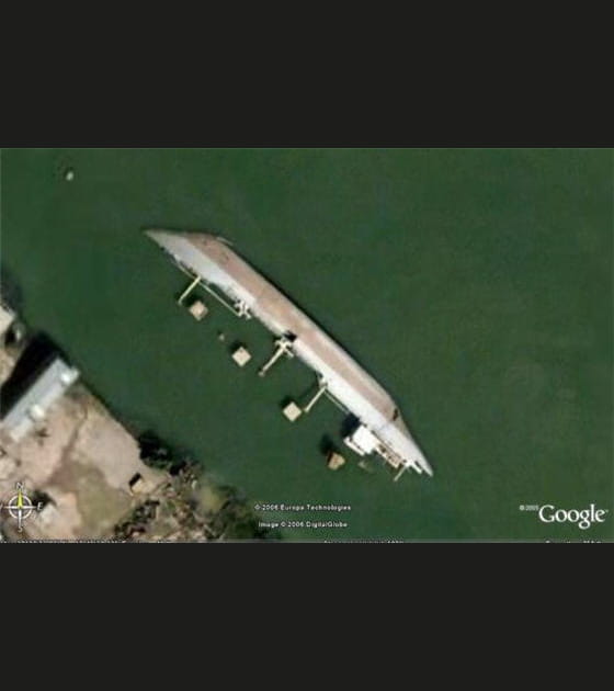 Bateau &agrave; babord