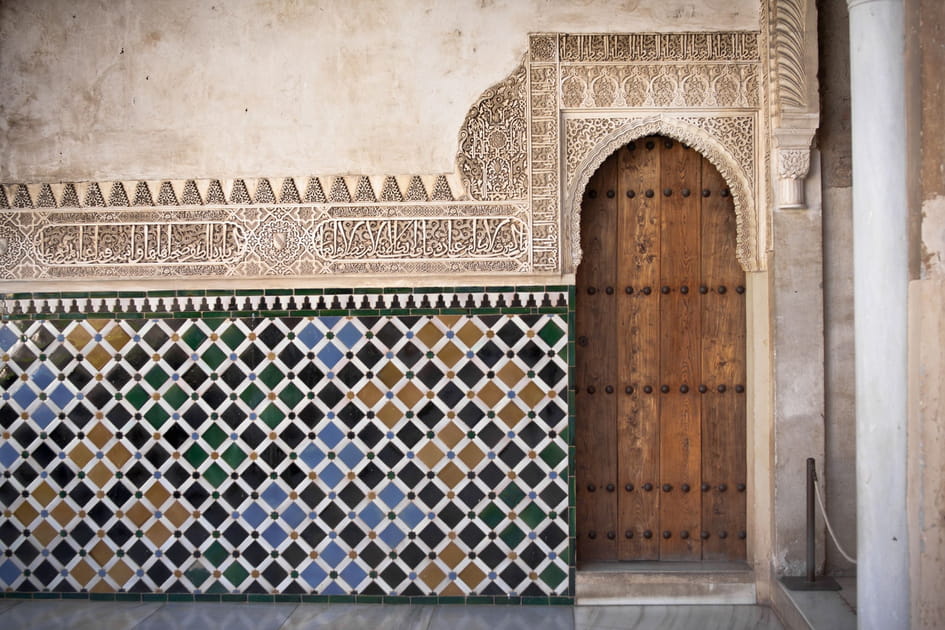Les azulejos, typique de l'art mauresque