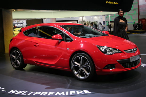 Opel Astra GTC : l'Astra coupé