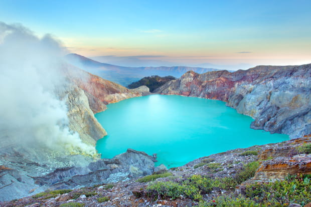 Le volcan Kawah Ijen en Indonésie