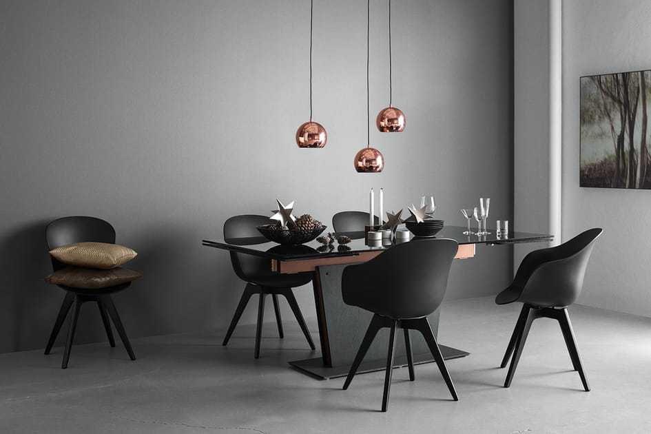 Une table &agrave; manger design