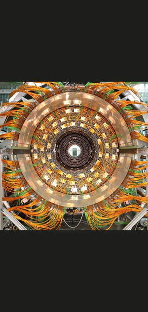 10&nbsp;septembre mise en route de l'acc&eacute;l&eacute;rateur de particules
