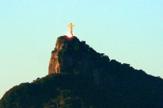 Sous le regard du Christ Rédempteur