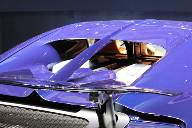 Un moteur d'avion de chasse !