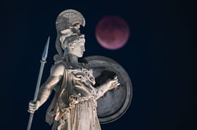 Les plus belles photos de l'&eacute;clipse lunaire &agrave; travers le monde