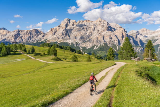 Les Dolomites, en Italie