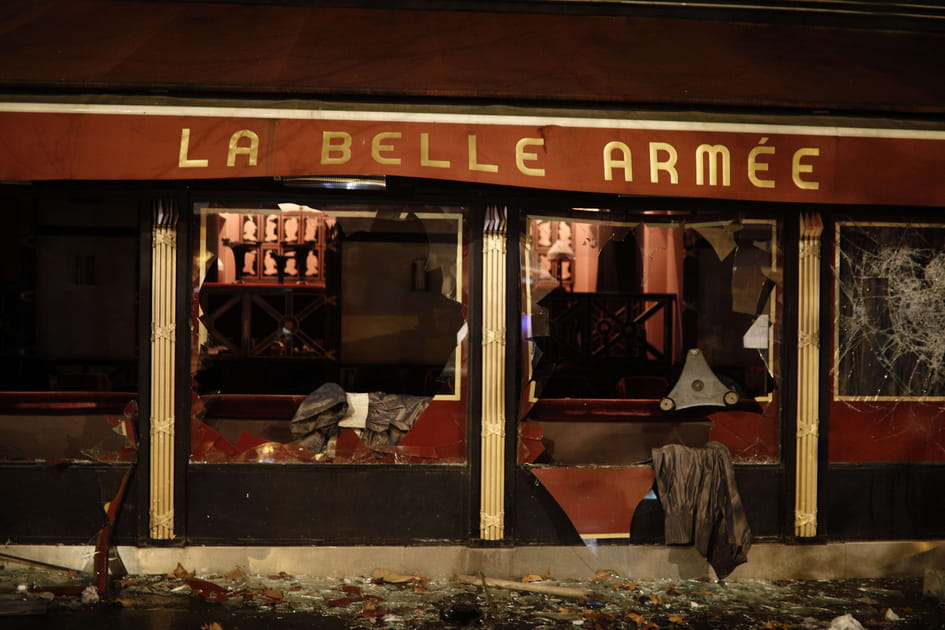 Gilets jaunes&nbsp;: les images choc &agrave; Paris