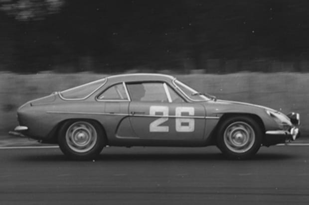 Les premières versions