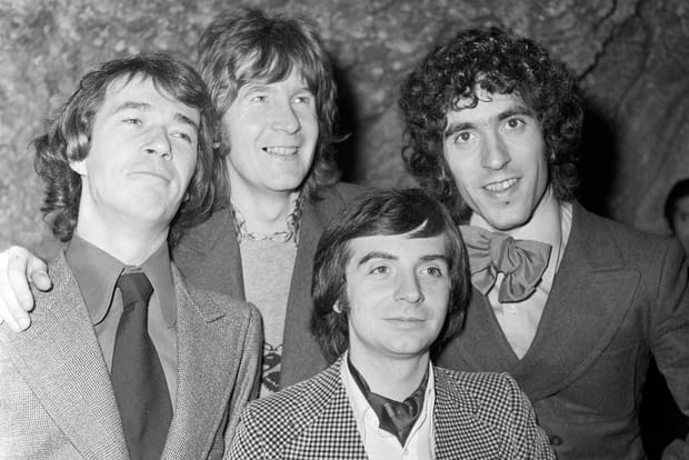 16 - Les Charlots font l'Espagne de Jean Girault