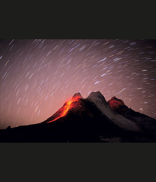 Coul&eacute;e dans la nuit &eacute;toil&eacute;e