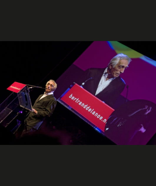 Le d&eacute;doublement de l'artiste engag&eacute;