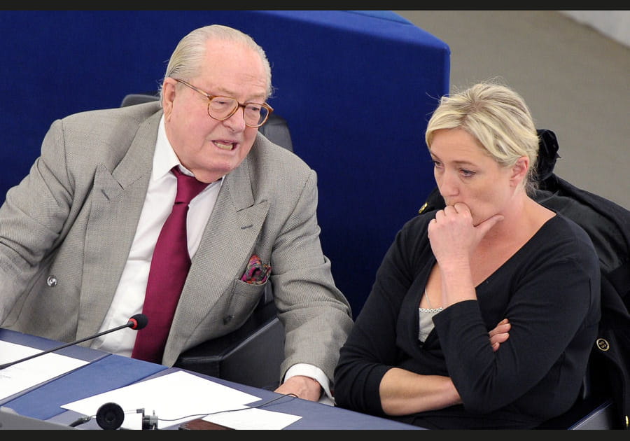 Marine Le Pen, une &quot;petite bourgeoise&quot; selon son p&egrave;re
