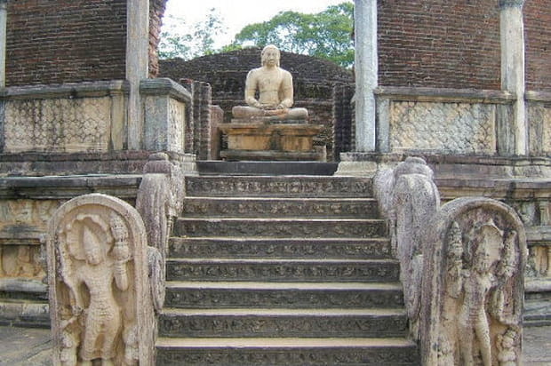 Polonnaruwa : deuxième capitale historique