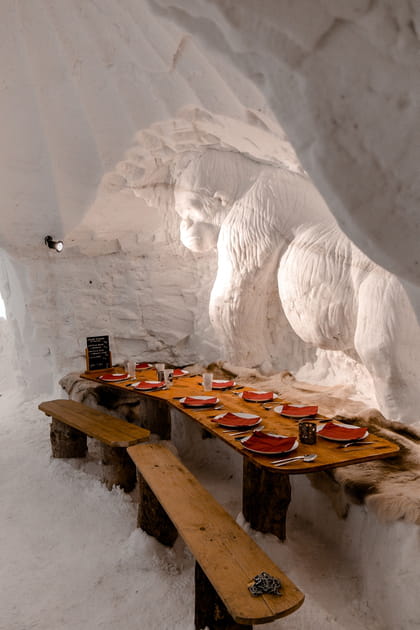 Un igloo dans les Alpes