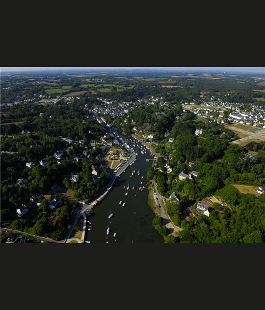 La rivi&egrave;re de Pont-Aven