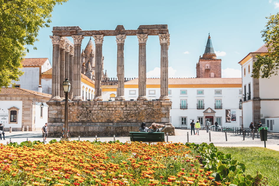 Evora, un centre historique class&eacute; &agrave; l'Unesco