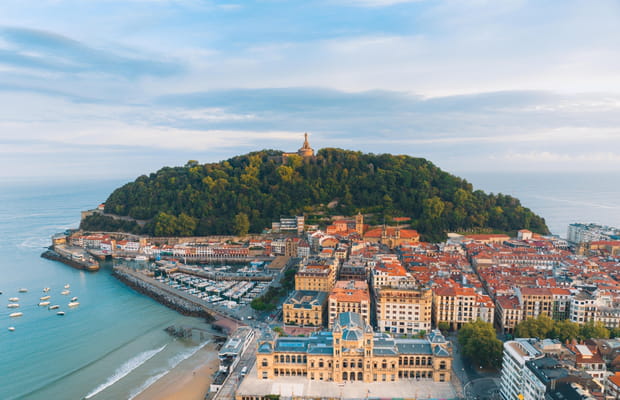 Grimper sur le mont Urgull