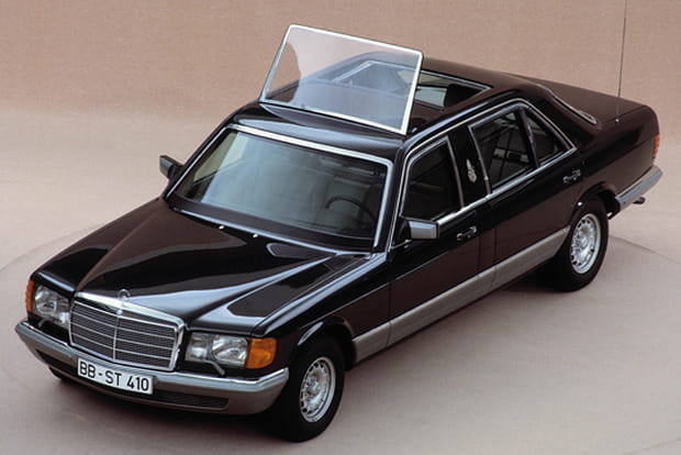 Une Mercedes Classe S blindée pour Jean Paul II