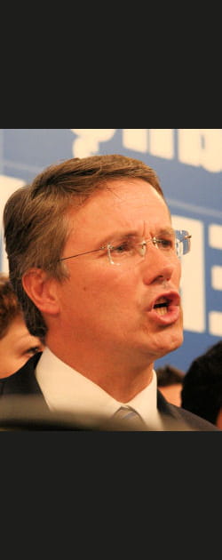 Nicolas Dupont-Aignan&nbsp;: pas &eacute;lu