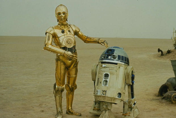 Le duo de droïdes R2-D2 et C-3PO