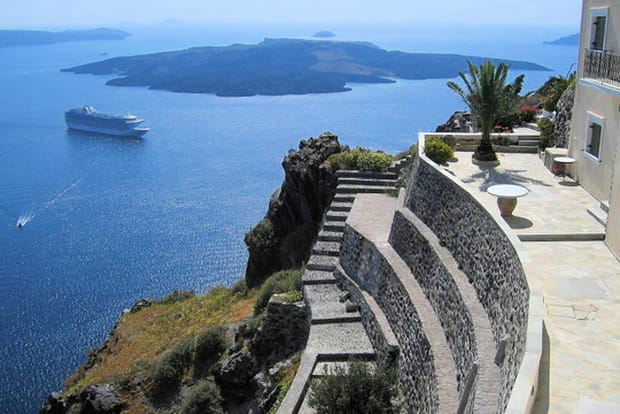Santorin : le soleil, la mer et les maisons blanches