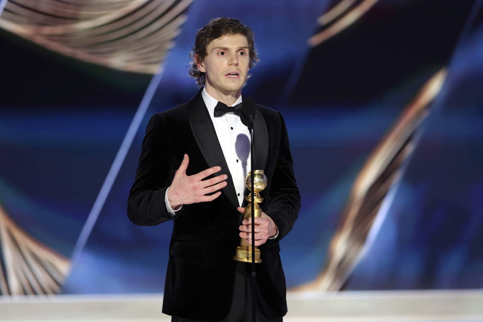 Evan Peters sacr&eacute; pour Dahmer