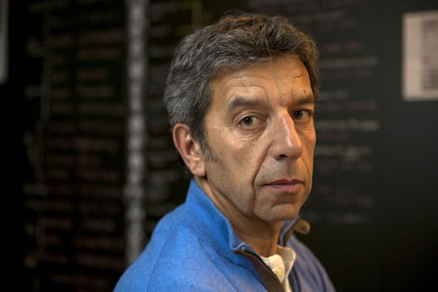 Michel Cymes : repéré dans le Sahara !