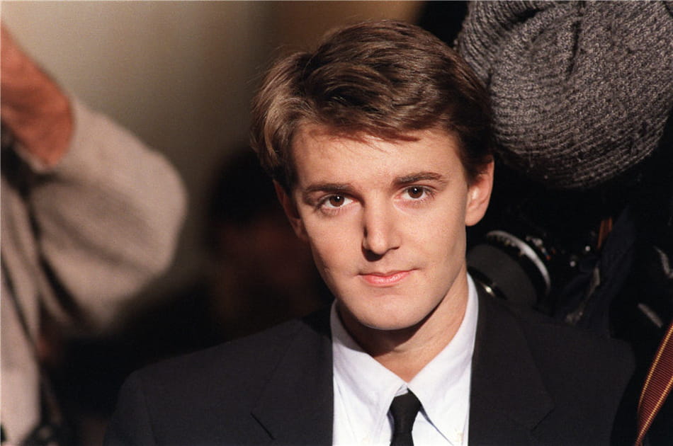 Fran&ccedil;ois Baroin, &eacute;tudiant volontaire
