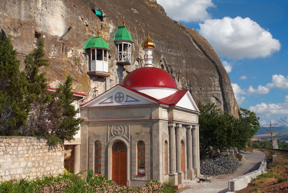 Le monast&egrave;re d&rsquo;Inkermann en Crim&eacute;e