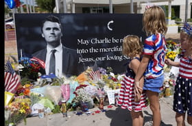Mort de Charlie Kirk, en direct&nbsp;: qui est le suspect&nbsp;? L'enqu&ecirc;te avance sur la m&eacute;thode du tueur