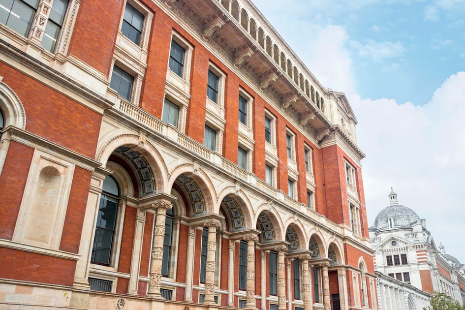 Voir Londres, m&ecirc;me sous la pluie&nbsp;: d&eacute;couvrir le Victoria and Albert Museum