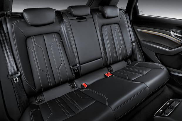 Il y a de la place à l'arrière