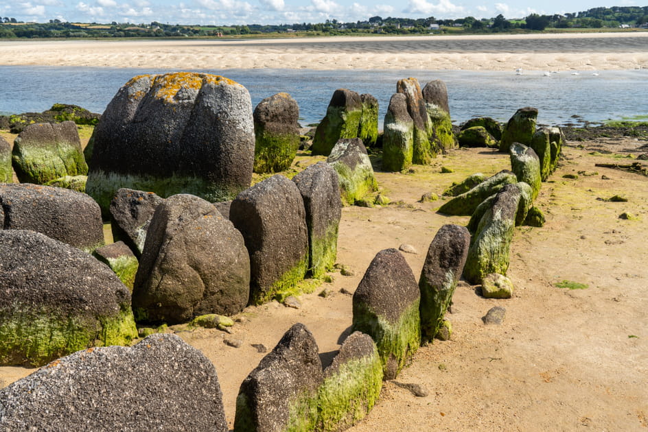 L'All&eacute;e couverte de Guinivrit, d&eacute;couverte &agrave; mar&eacute;e basse