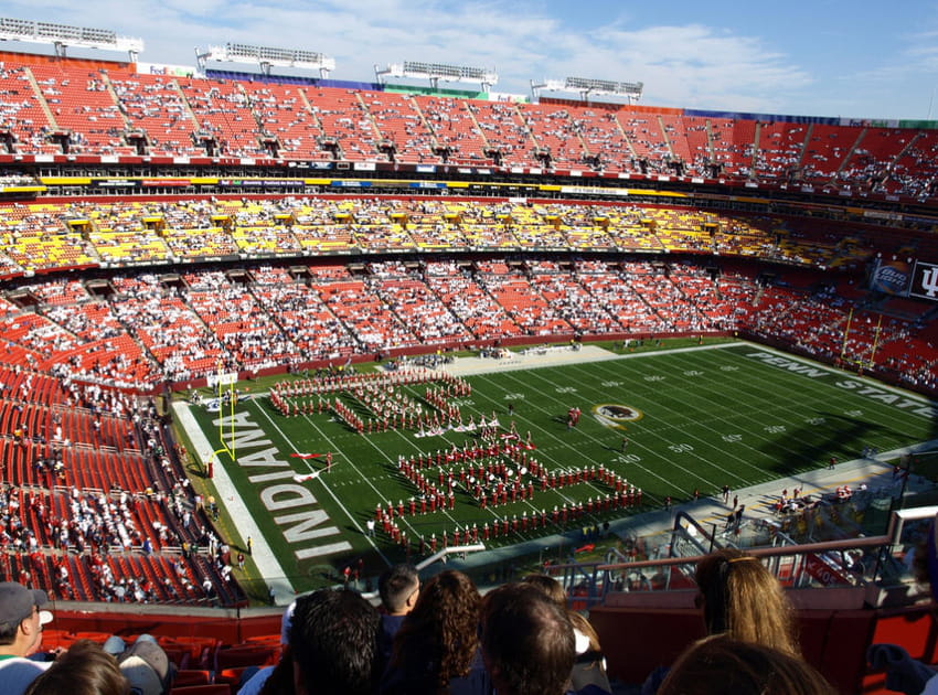 21e - FedEx Field &agrave; Landover (Etats-Unis)&nbsp;: 91&nbsp;704&nbsp;spectateurs