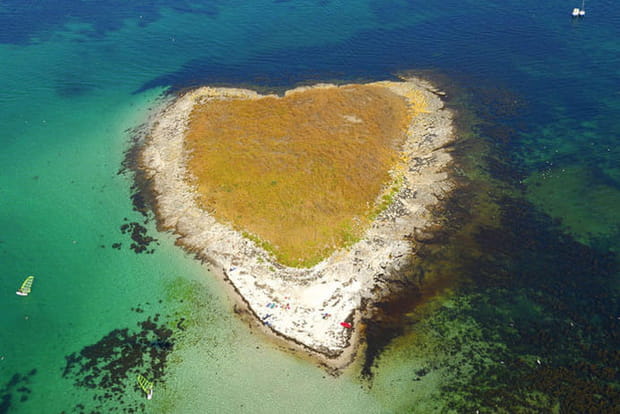 Les Glénan et son atoll au large de la Bretagne