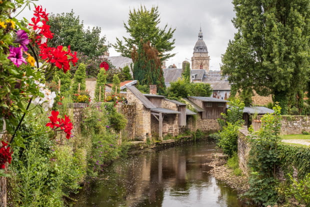 Villedieu-les-Poêles, le village du cuivre en Normandie