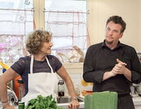 Norbert, commis d'office : Mathieu et ses pâtes carbonara à la mayonnaise / Brigitte et son sauté de porc coco-banane