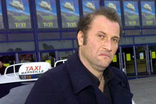 "Mais c'est en fait un train au début, y part en train et à mi-chemin il devient un bus"