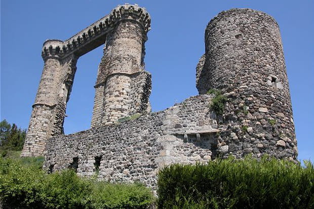 Les ruines du château d'Allègre