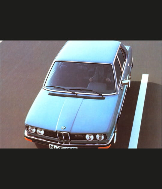 BMW 525i (E12)