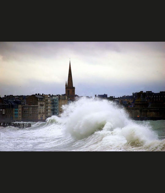 Temp&ecirc;te sur Saint-Malo