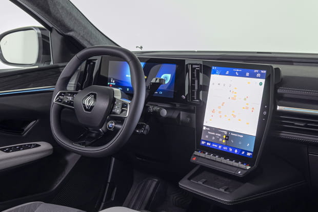 Deux grands écrans !