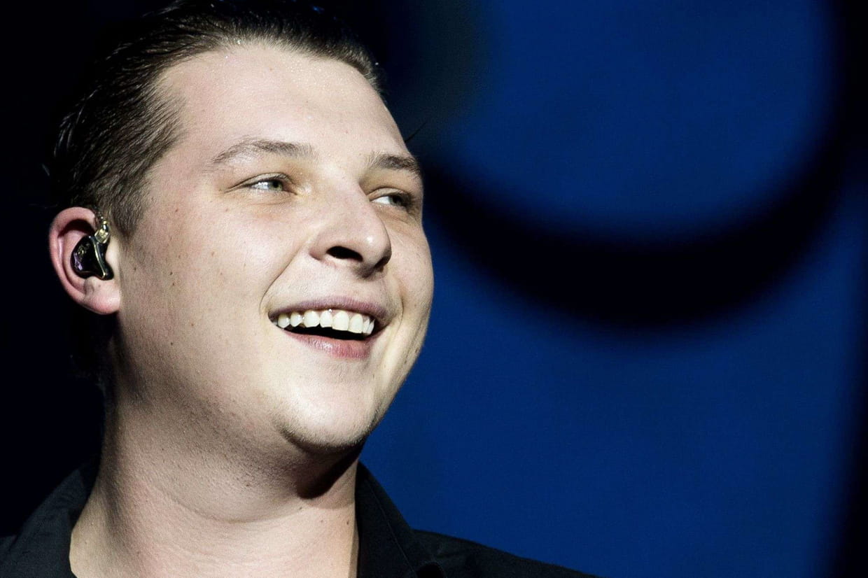 john newman quatre ans apr son cancer il fait une rechute john newman quatre ans apr son cancer il fait une rechute