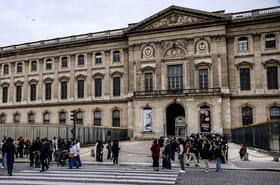 Vol au Louvre&nbsp;: le profil des suspects se pr&eacute;cise et permet de privil&eacute;gier une piste