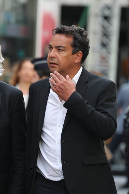Patrick Cohen, invit&eacute; aux obs&egrave;ques