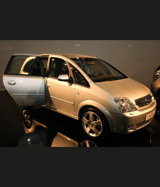Opel Mulet de d&eacute;veloppement Meriva de&nbsp;2005