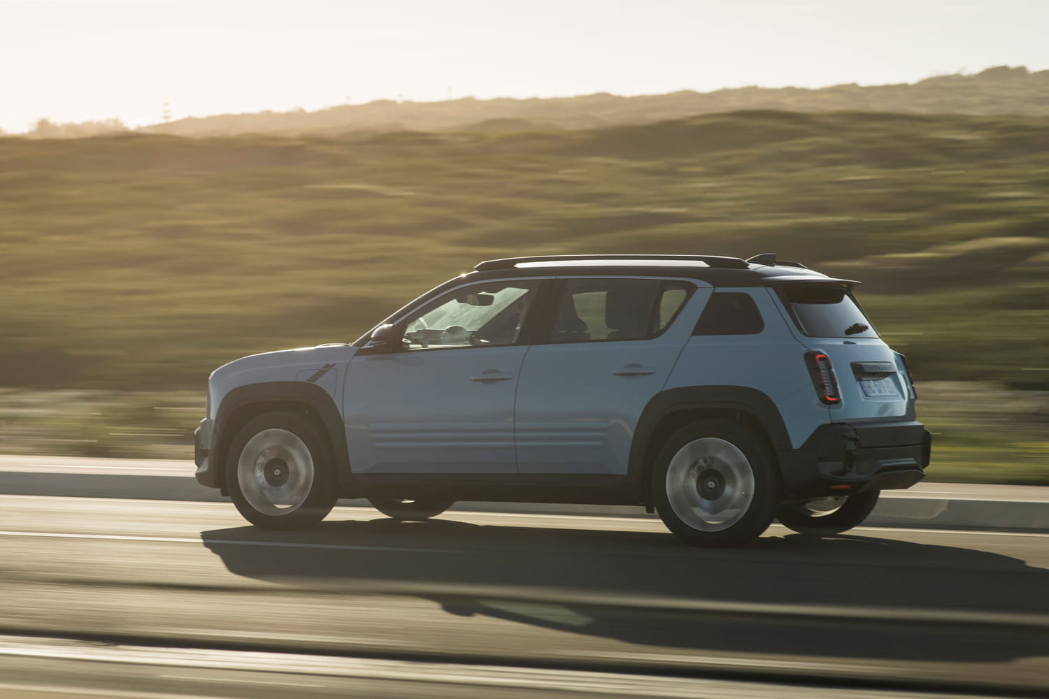 Voici à quel point rouler sur l'autoroute grignote l'autonomie de votre voiture électrique