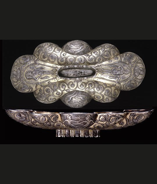 Coupe ovale polylob&eacute;e